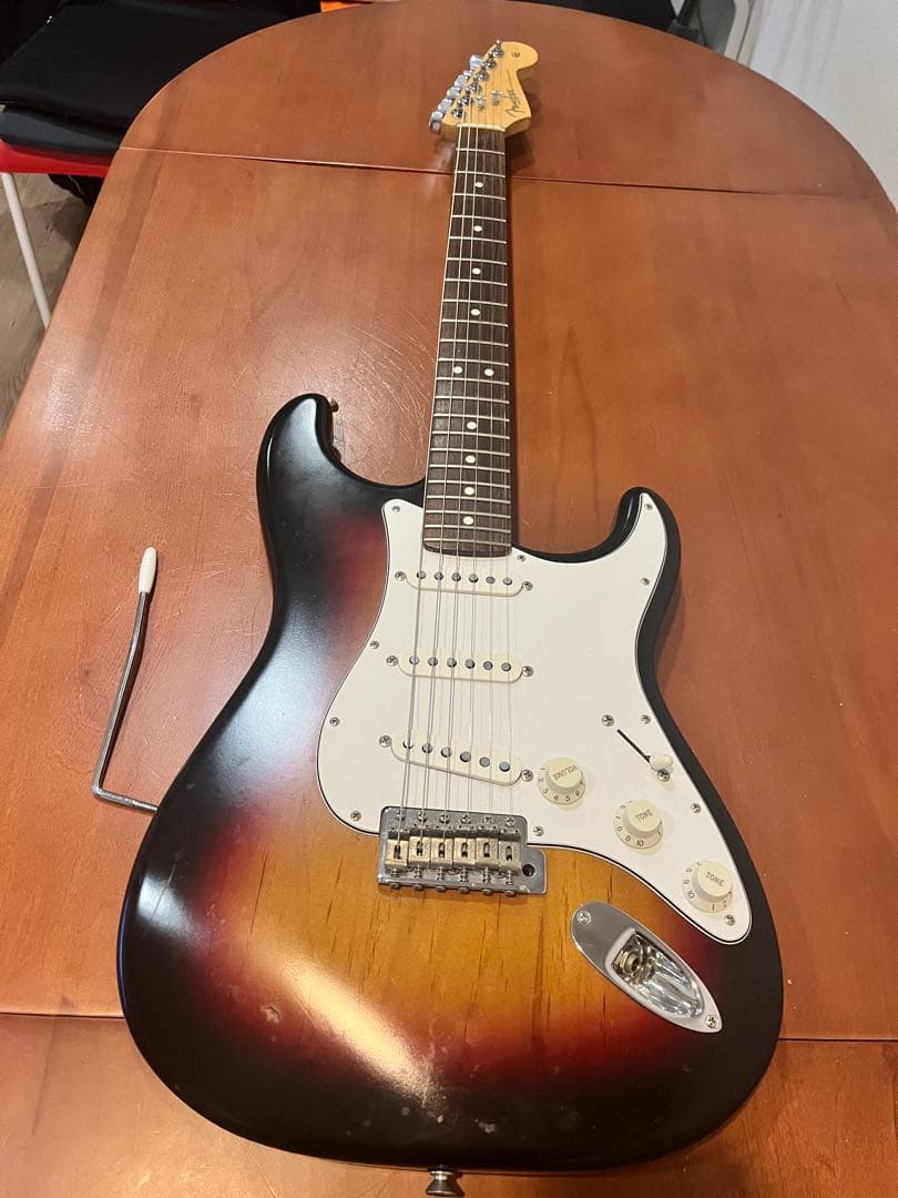 Fender USA American Series ストラト 2004年製