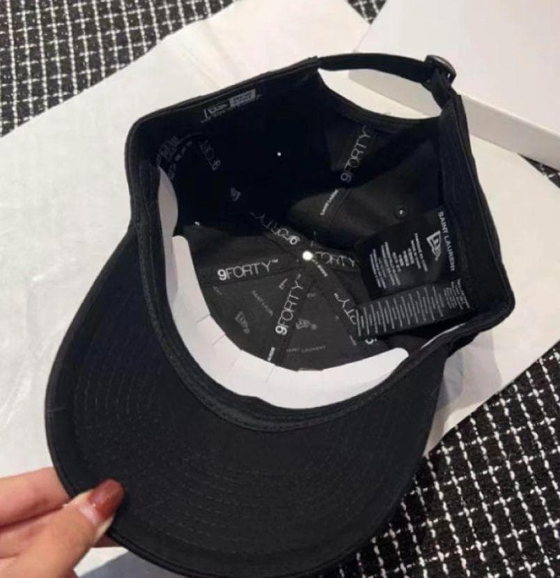 SAINT LAURENT ブラック ベースボールキャップ 9FORTY