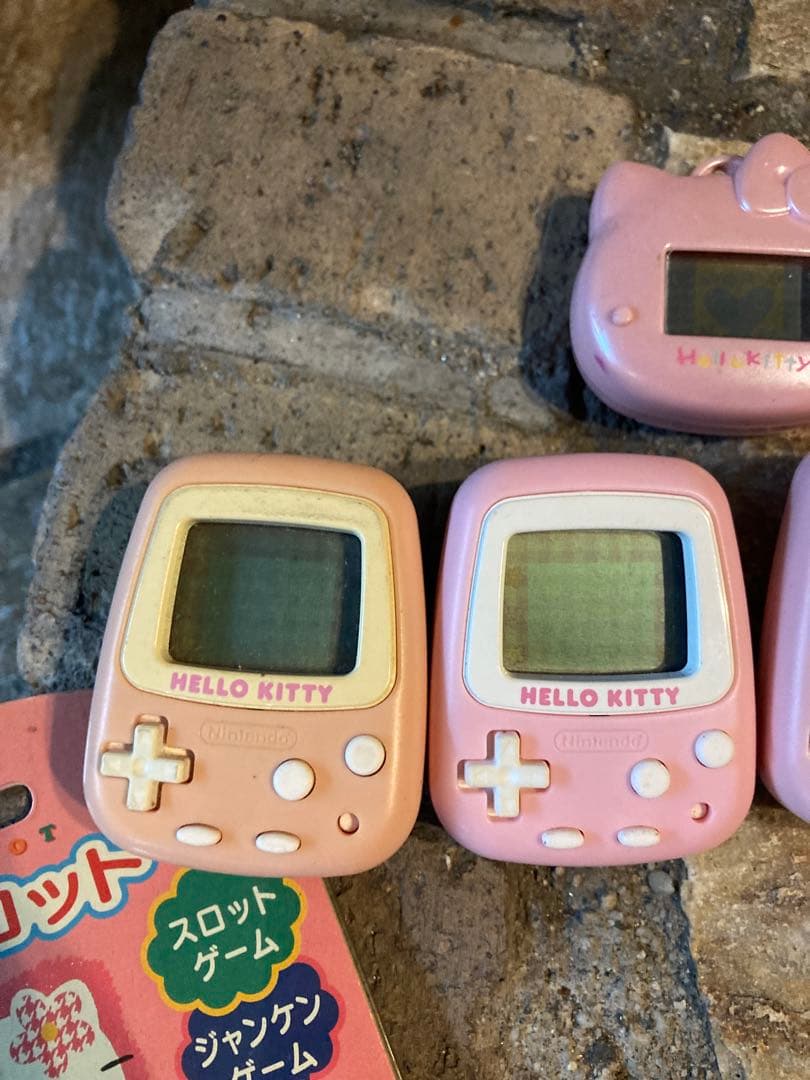 ニンテンドー　ポケットハローキティ他