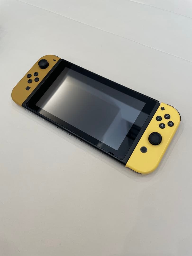 Nintendo Switch ピカチュウ・イーブイデザイン 本体