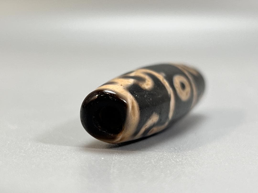 チベット天珠石 三眼天珠 美品　天然石　鉱物　風水　開運