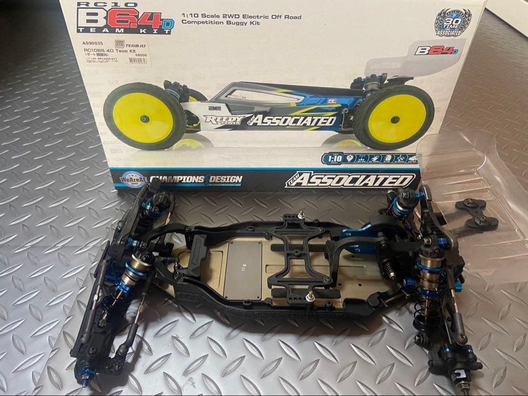 Associated RC10 B6.4 アソシエイテッド　バギーRC ラジコン