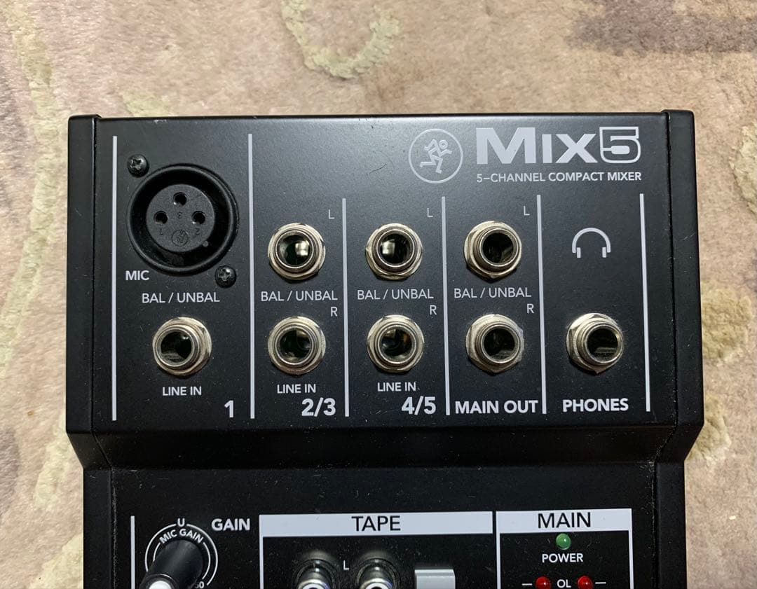Mackie Mix5 5チャンネルミキサー　ACアダプター付き