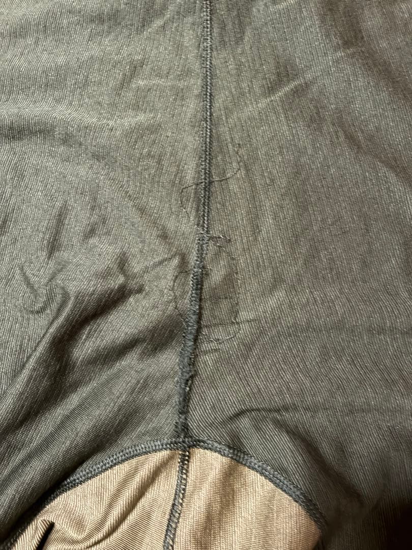haglofs wool layer 上下セット　サイズ L タイツにホツレあり