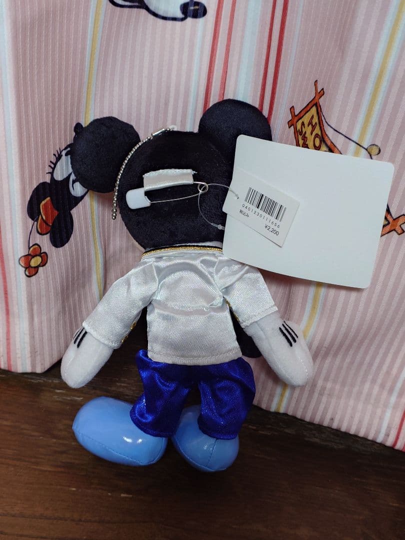 東京ディズニーシー　プラザ　ディレクター　ミッキー　ぬいぐるみバッジ　新品