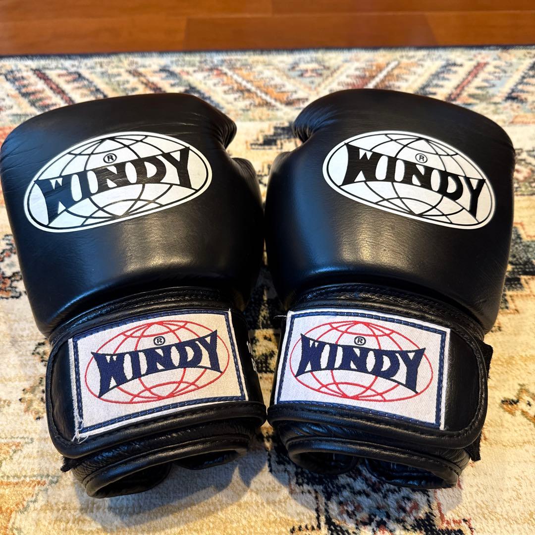 【最終価格】WINDY ボクシンググローブ 黒　美品