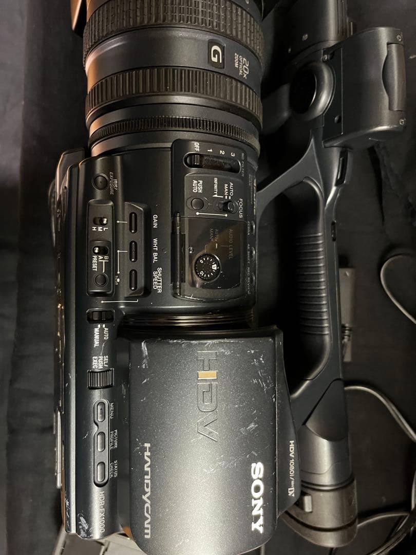 S*N様 SONY HDR-FX1000 DVカメラ+充電器AC-V700
