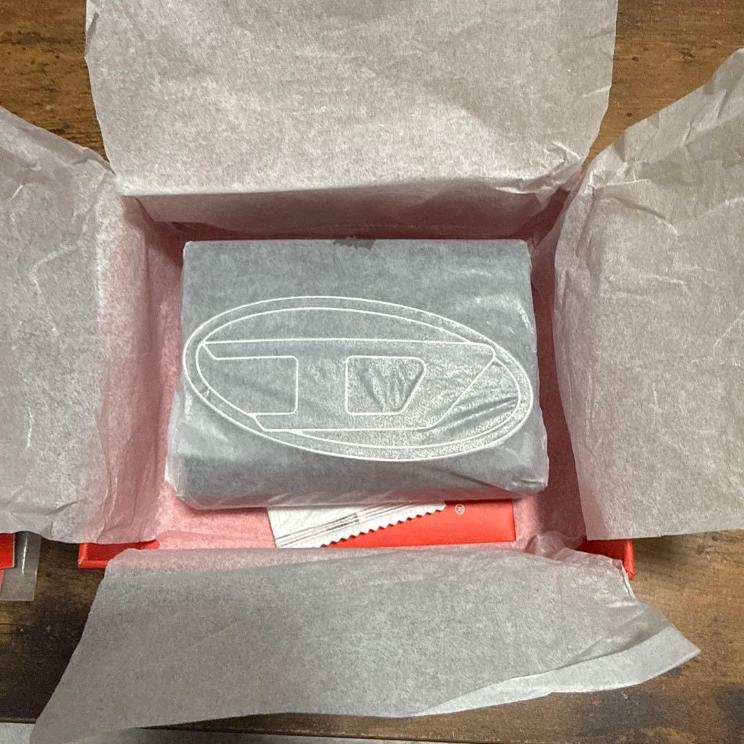 DIESEL 3つ折り財布