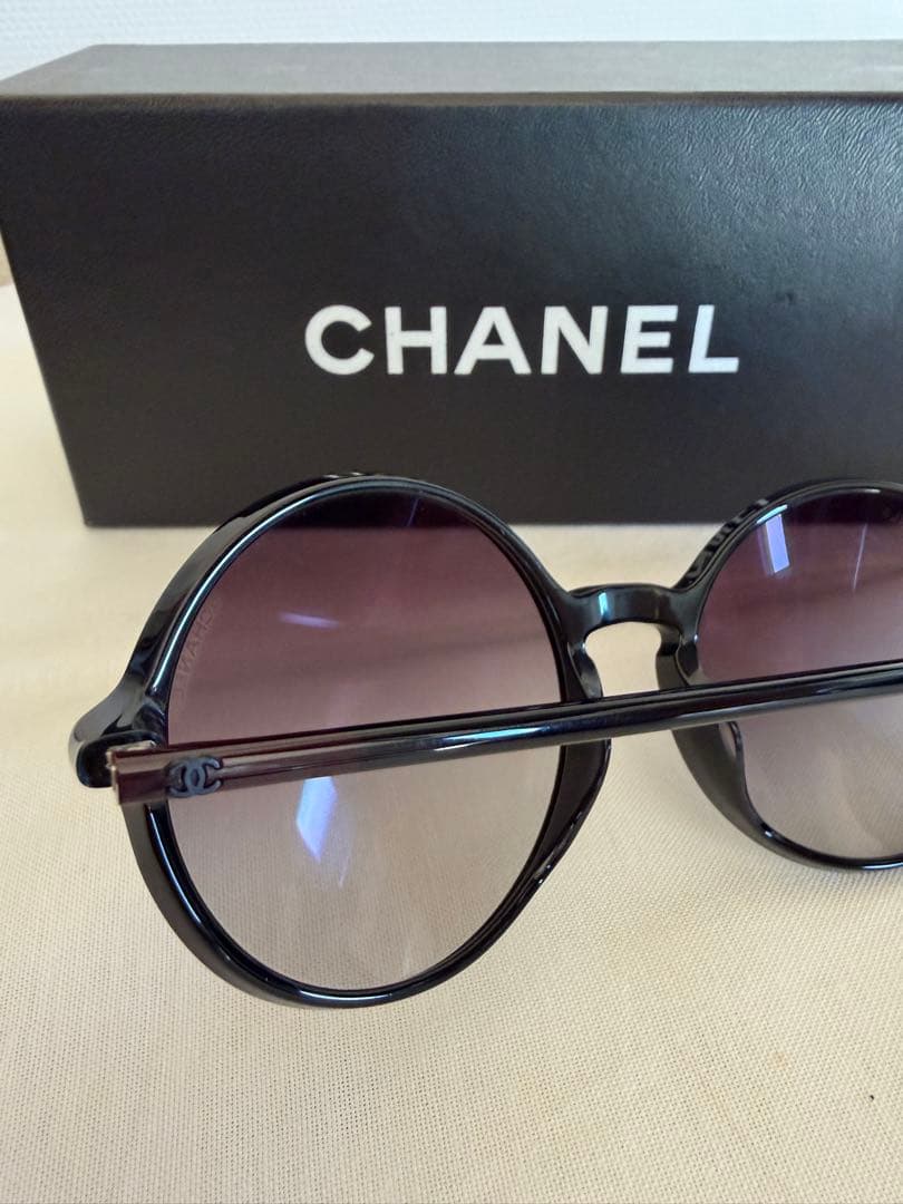 【美品】CHANEL ブラック サングラス ラウンド型