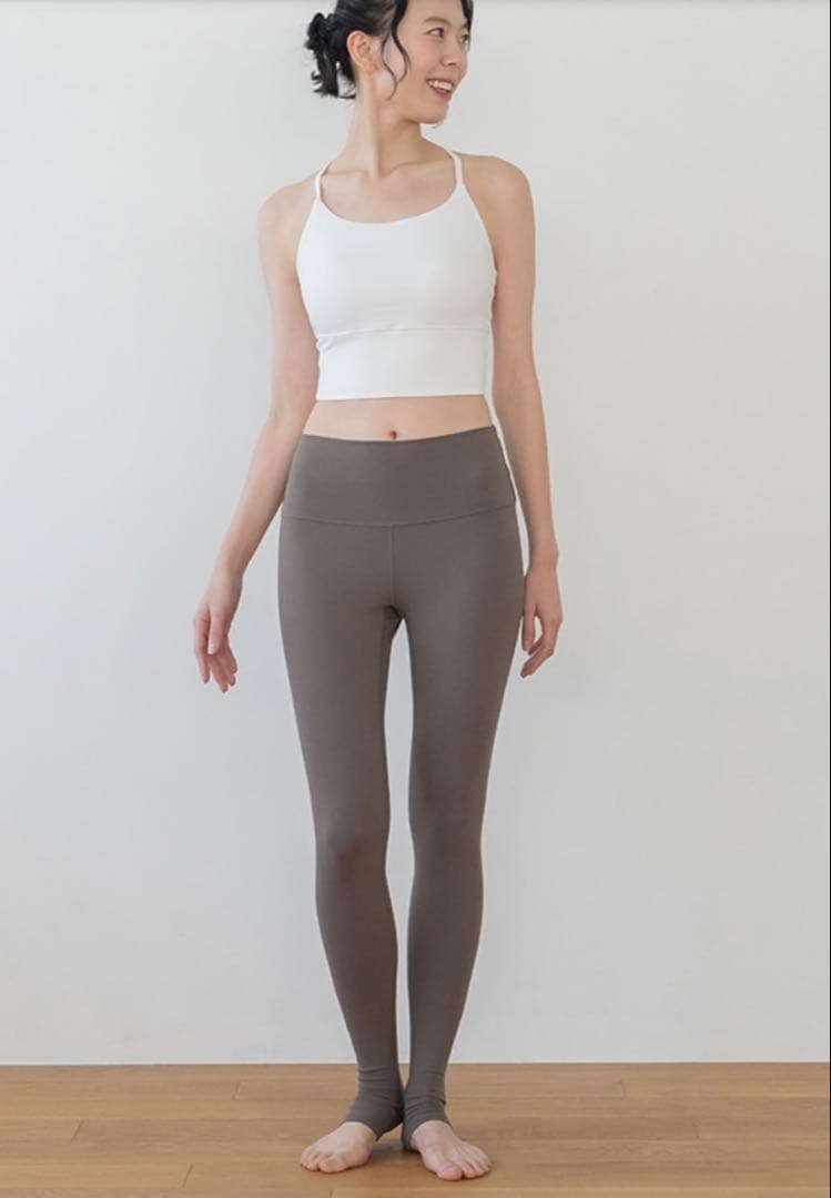 【新品】【SUKALA】ブラトップ付きリブカシュクールトップス／Mサイズ