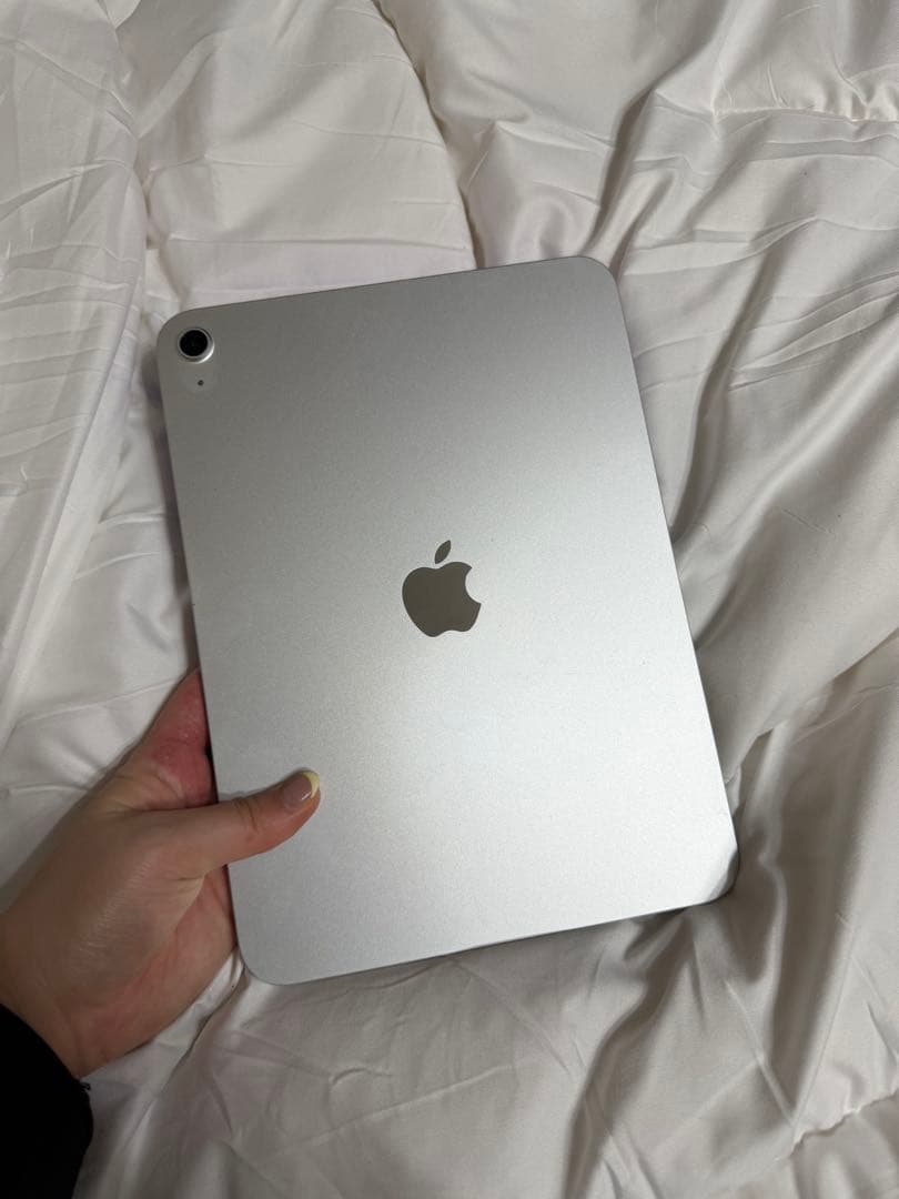 iPad a16 265GB シルバー　ケースとペンシル付き
