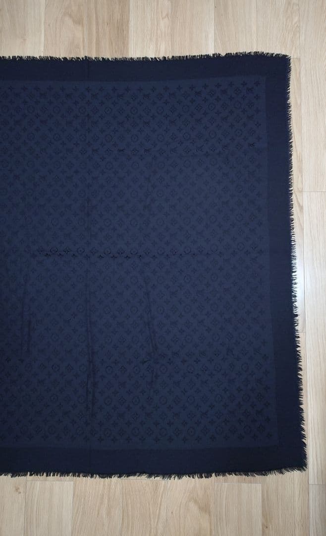 ☆LOUIS VUITTON☆ルイヴィトンモノグラムストール☆美品☆箱付き☆
