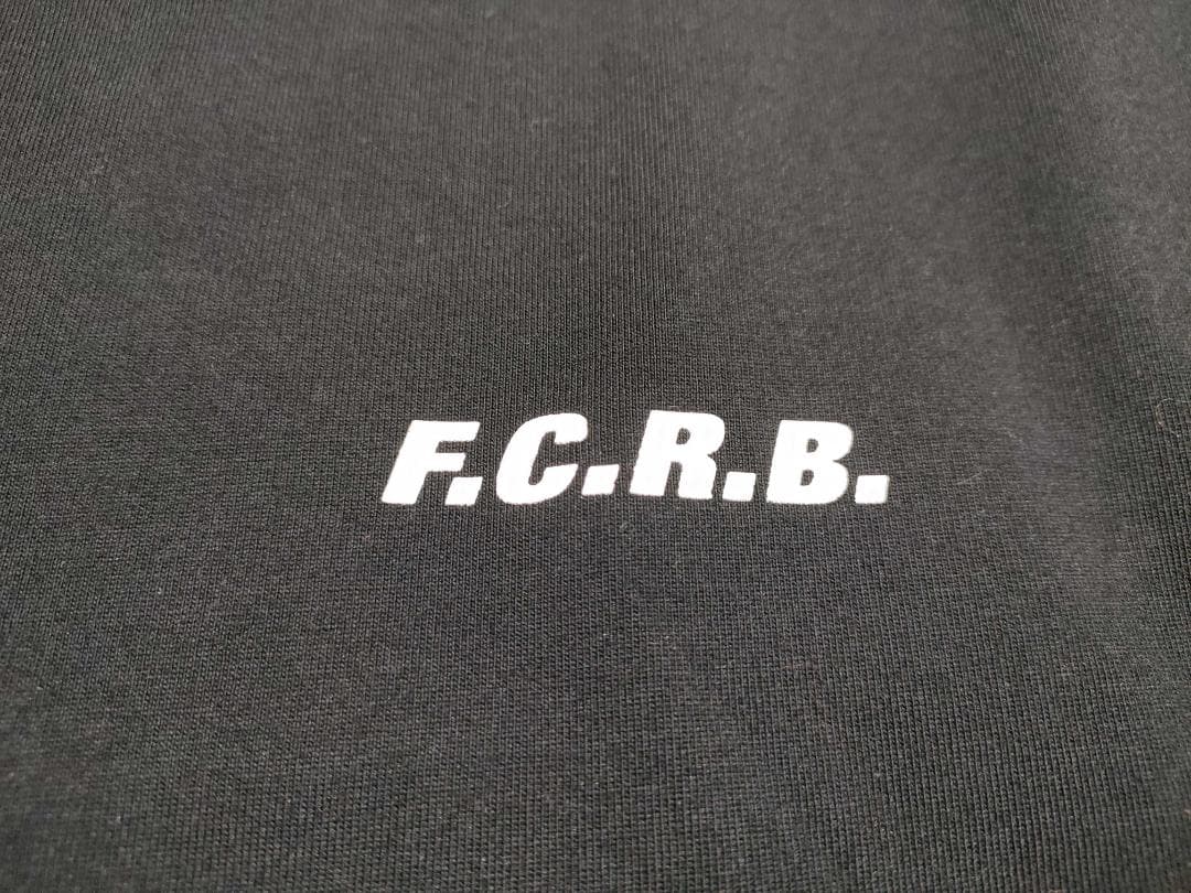 【美品】F.C.Real Bristol ブリストル 半袖Tシャツ カットソーM