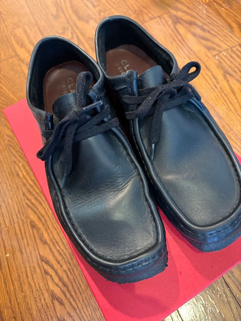 CLARKSメンズワラビー　ブラックレザー