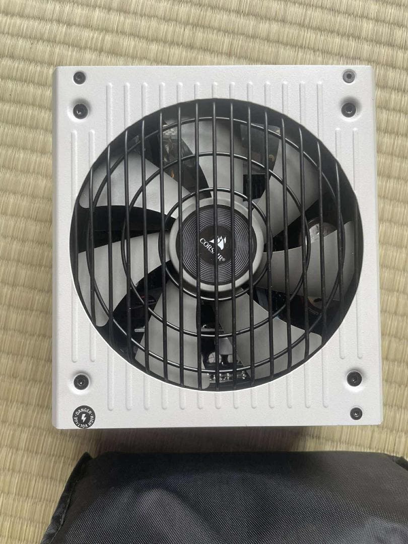 CORSAIR RM 750x 750W ATX電源