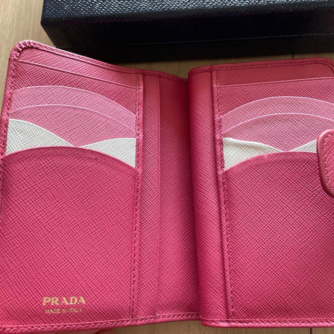 な*送様 PRADA 二つ折り財布 ピンク