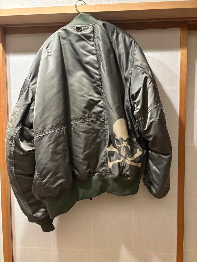 mastermind ma-1 カーキ色　最終値下げ