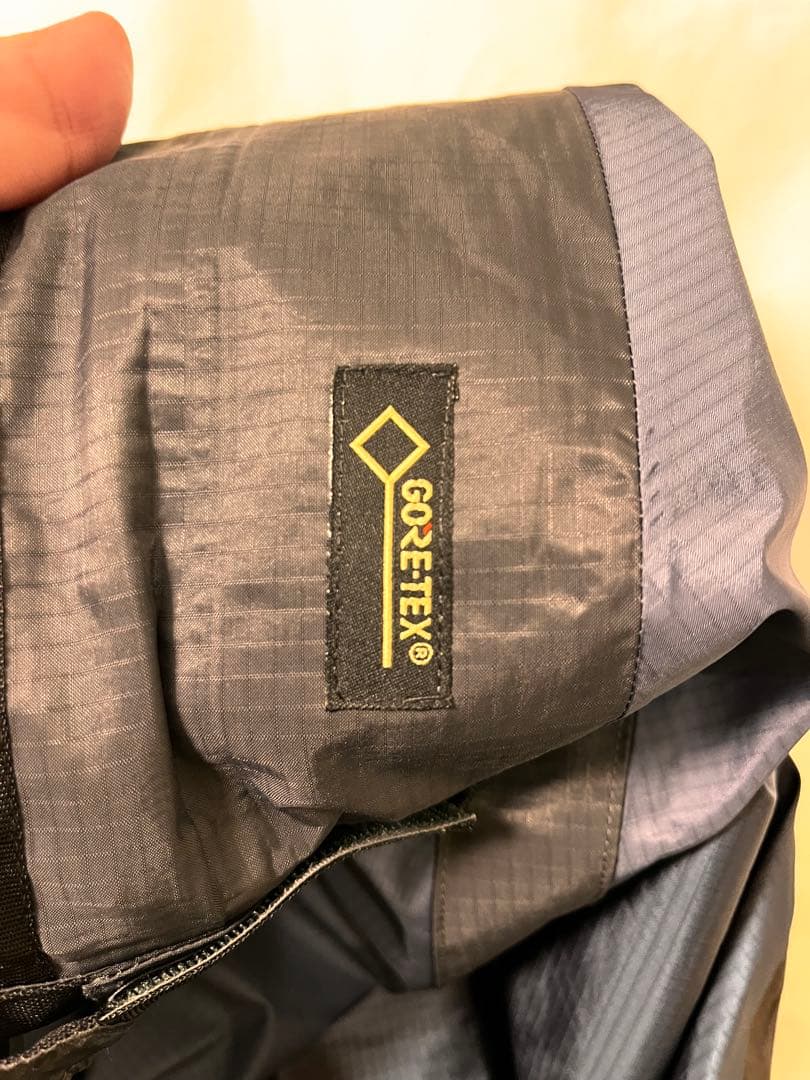 Outdoor Research Alpine Bivy ゴアテックス3レイヤー