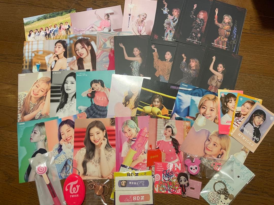 TWICE アルバム　グッズセット