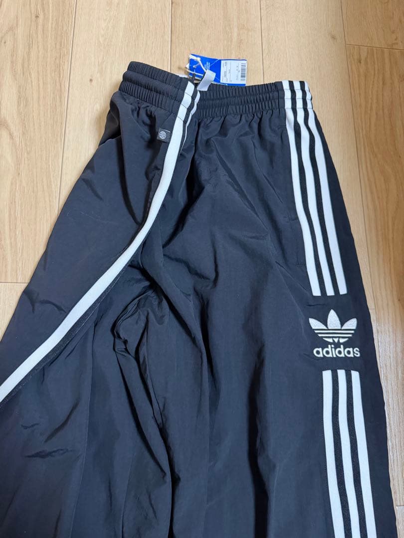 新品　adidas(アディダス) ナイロンパンツ　2XL 【3本セット価格】