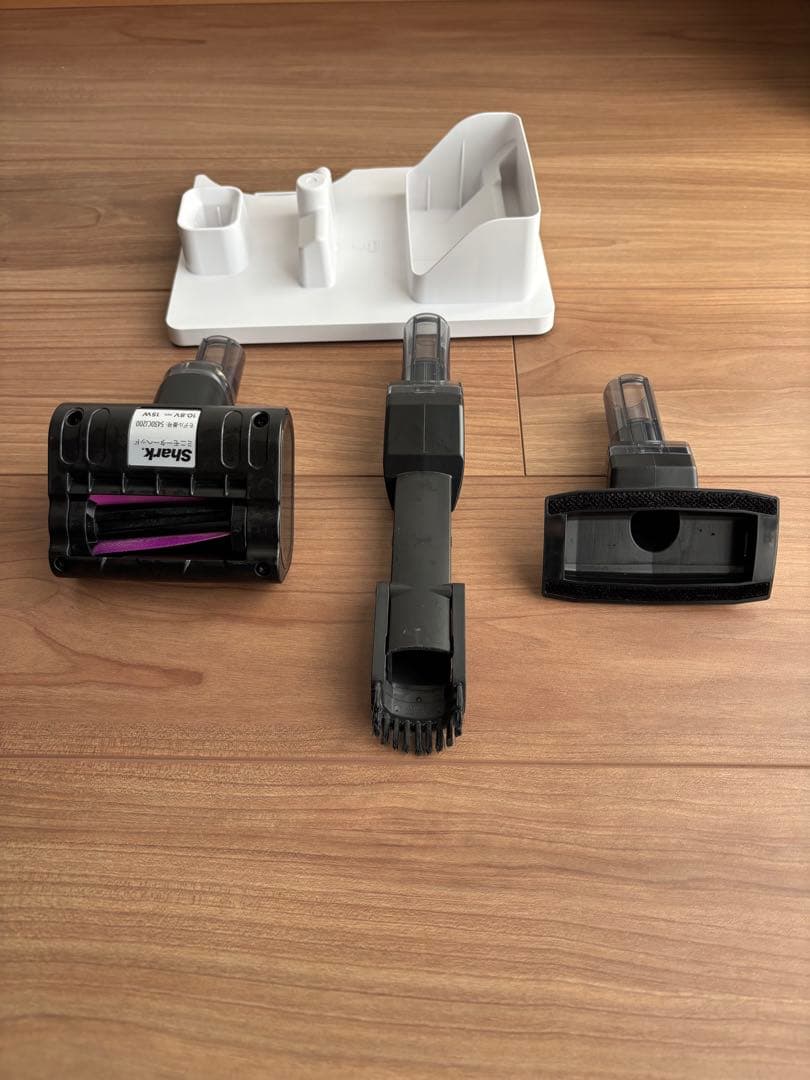 【美品】シャーク　スティック掃除機　LC351J付属品3＋セットスタンド