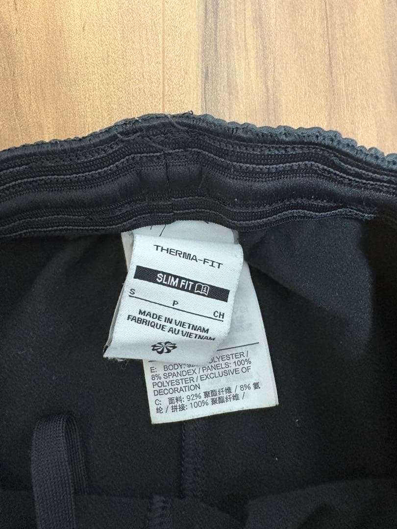 NIKEセットアップ　トレーニングウェアー