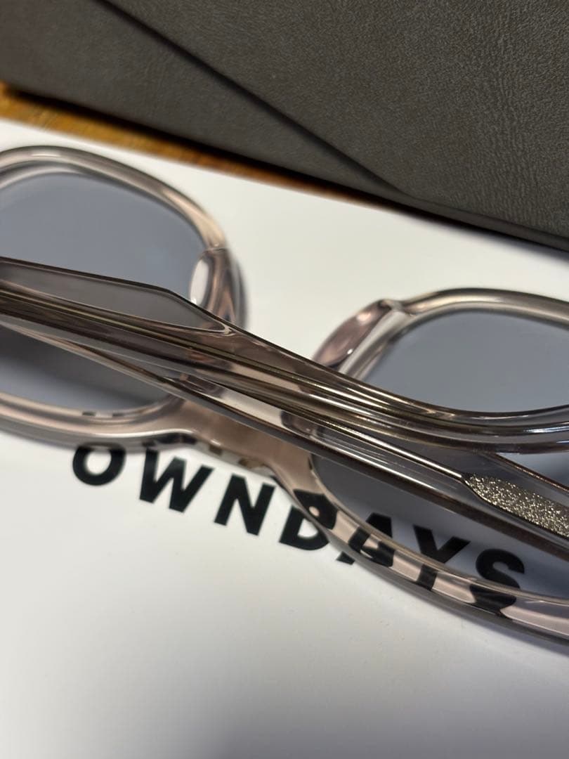 OWNDAYS 調光サングラス キムタクプライベート着用 同型別色モデル　新品