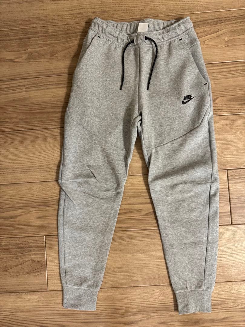Nike グレー セットアップ　S