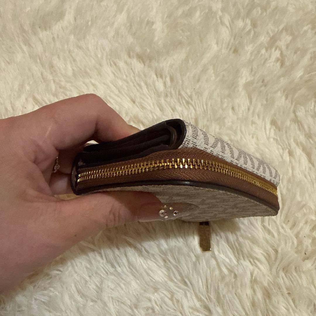 マイケルコース　三つ折り財布　新品