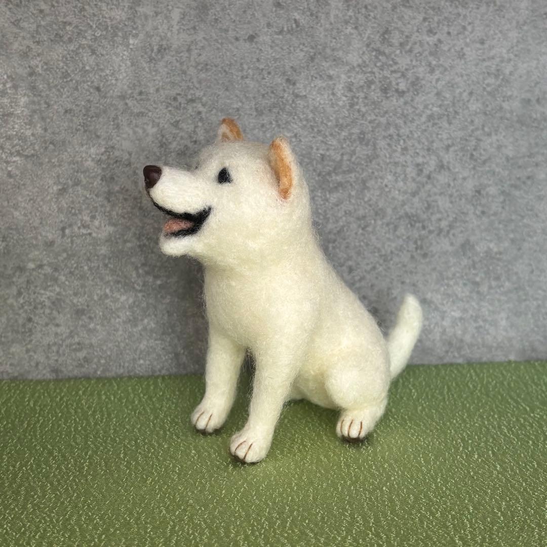 柴犬　白柴（小）　羊毛フェルト　ハンドメイド　No.113