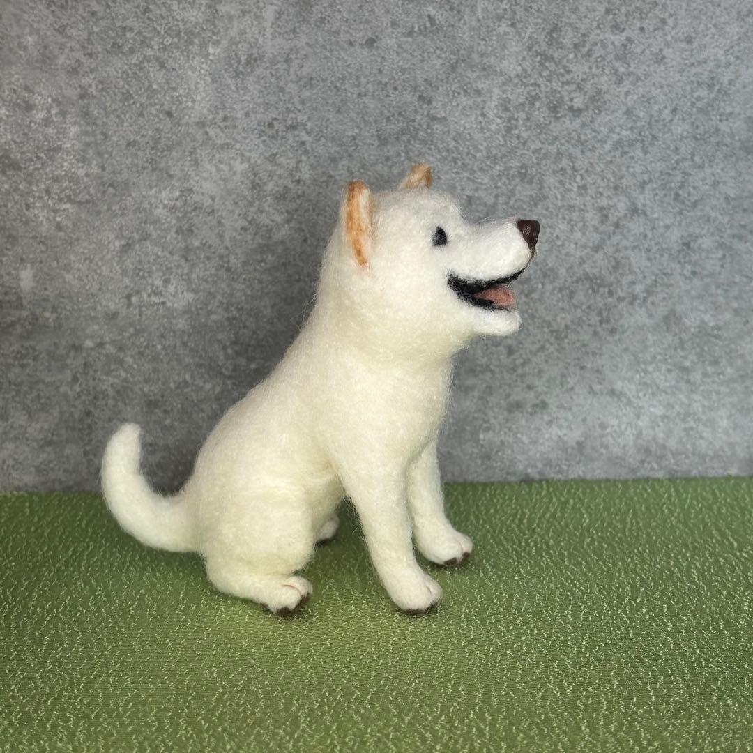 柴犬　白柴（小）　羊毛フェルト　ハンドメイド　No.113