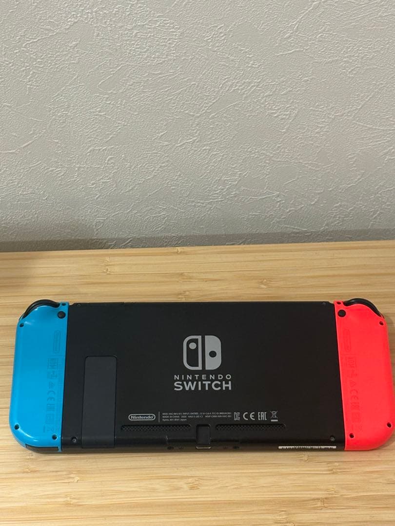 Nintendo Switch 本体 赤/青　ジョイコンワンペアセット付き