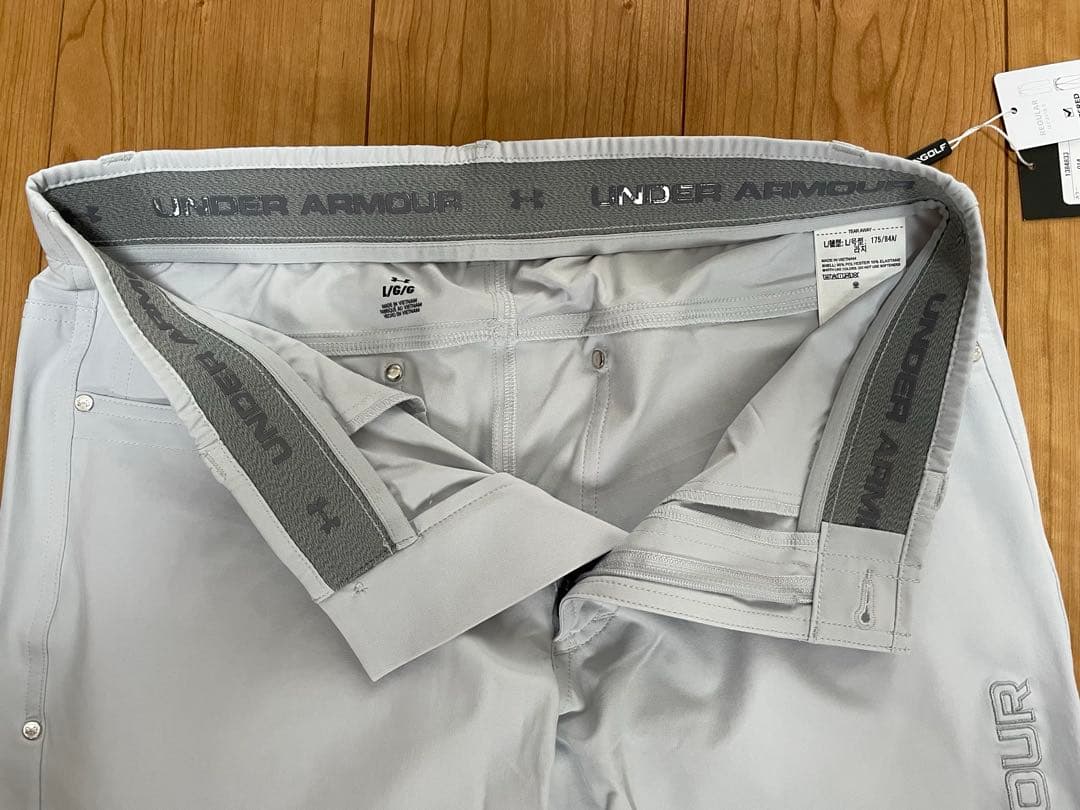 新品未使用 Under Armour アンダーアーマー ストレッチ撥水パンツ