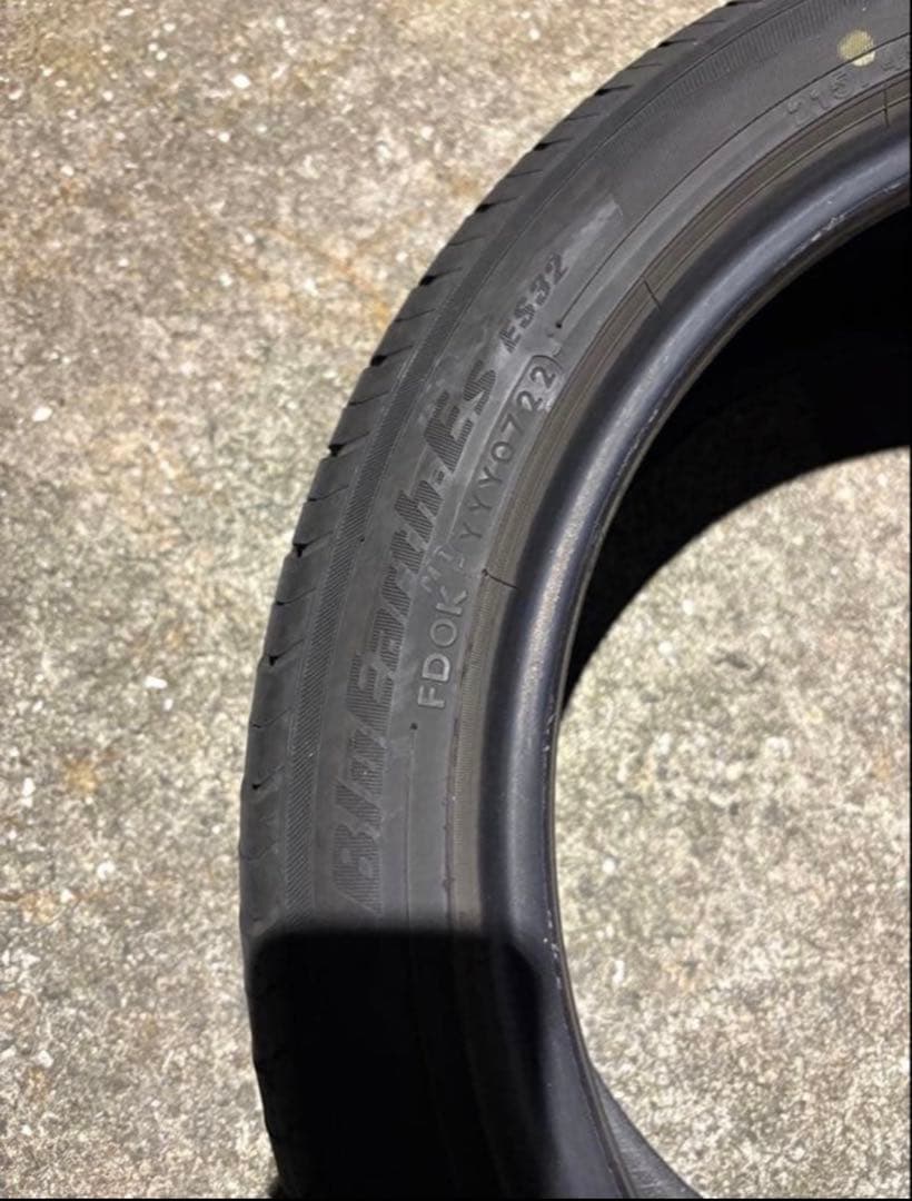 ヨコハマブルーアース215/45R17 4本セット溝5.5mmバリ山2022年製