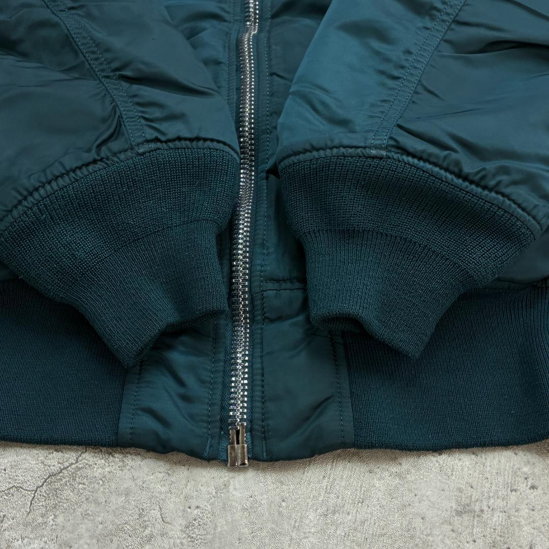 コ*ー様 レアカラー　ALPHA INDUSTRIES　MA-1　M　ダークグリ