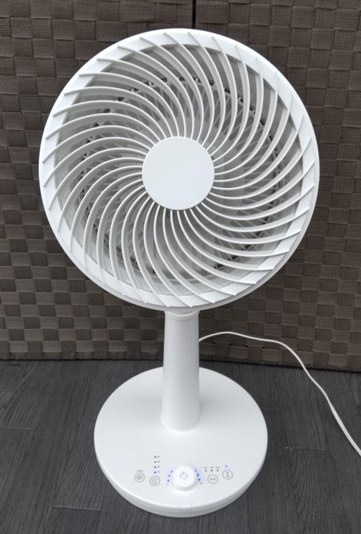 美品　360°首振り　サーキュレーター　KCF-1811　扇風機　2022年製