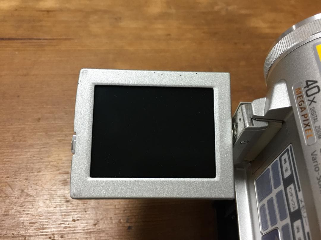 撮影再生ダビングOK　SONY　DCR-PC100　付属品あり　液晶綺麗