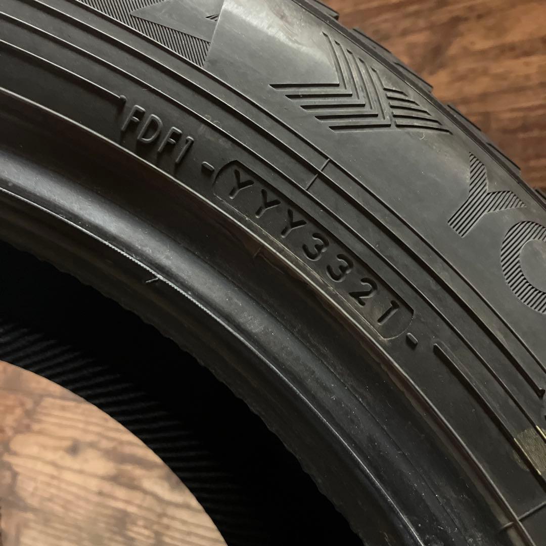 YOKOHAMA iceGURDE 7 215/60R16 2本セット〈CD〉