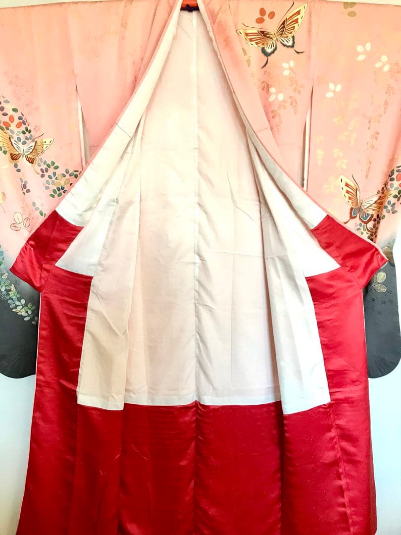 振袖　美品　正絹　金糸刺繍　蝶