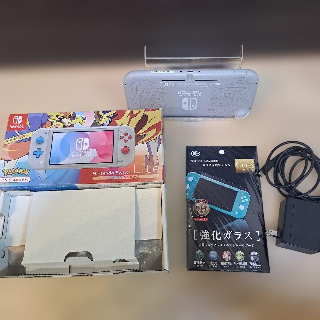 NINTENDO SWITCH LITE ザ…本体、箱、充電器、おまけ付き