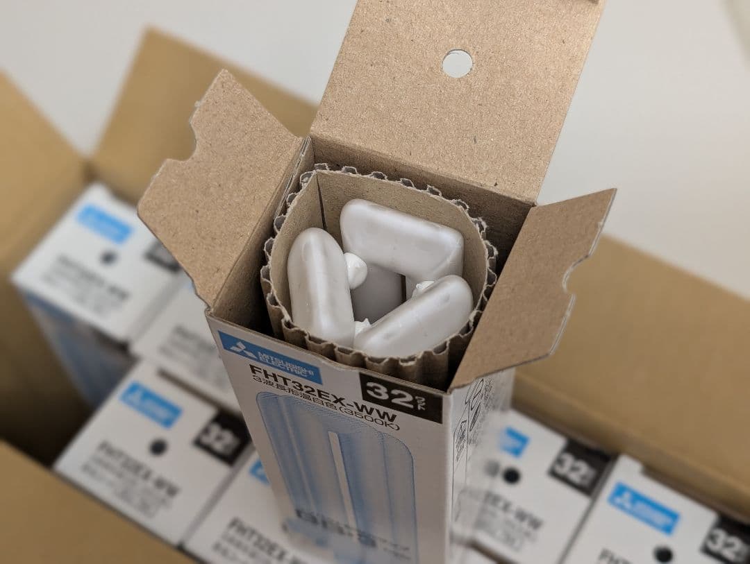 未使用品 三菱電機照明 FHT32EX-WW ツイン蛍光灯 32W10本入り(2