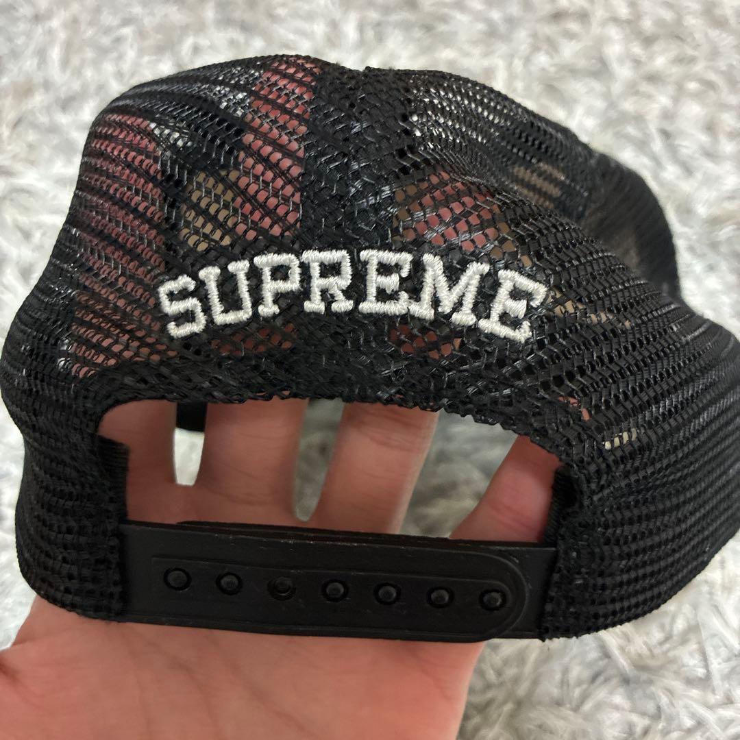 Supreme ANTIHEROコラボキャップ