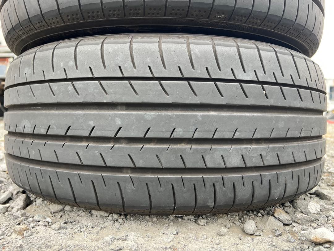 ヨコハマ　ブルーアース　gt 215/45r17 23年製　美品　6〜6.5部山