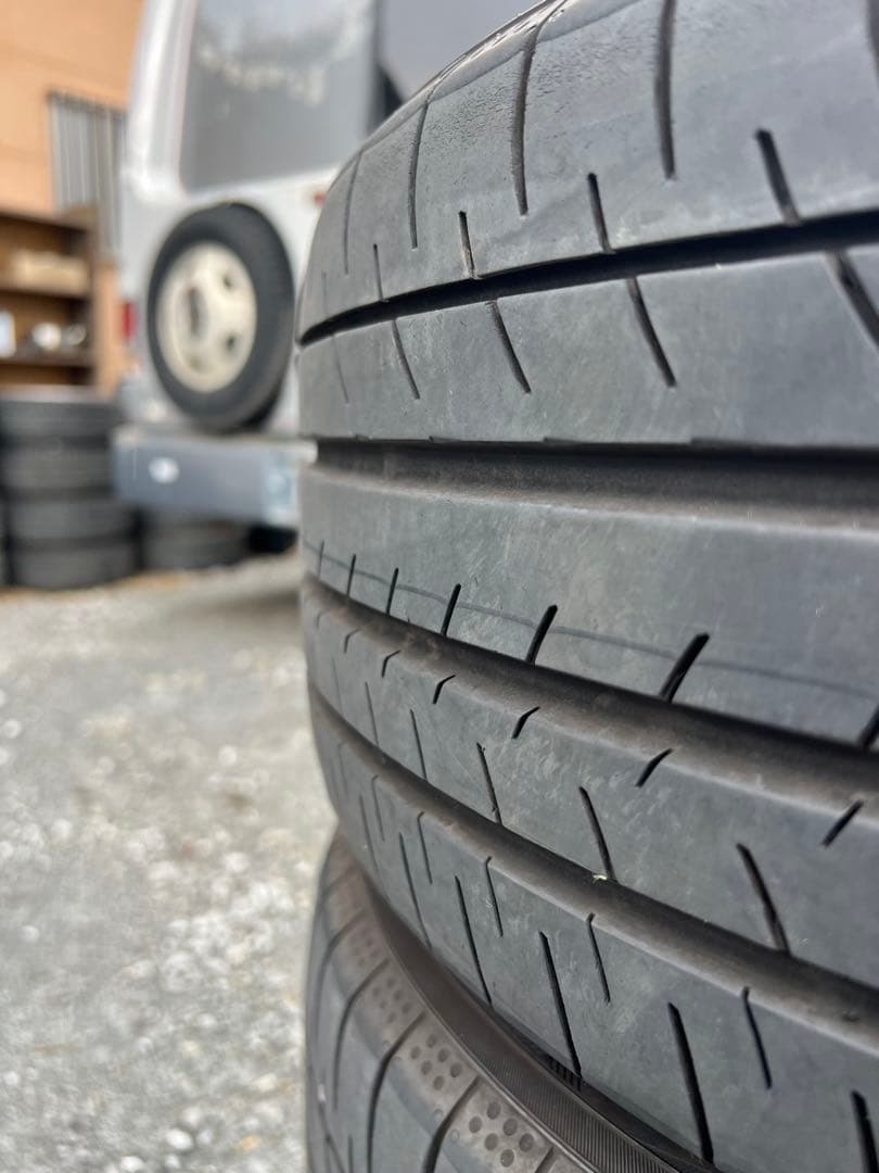 ヨコハマ　ブルーアース　gt 215/45r17 23年製　美品　6〜6.5部山