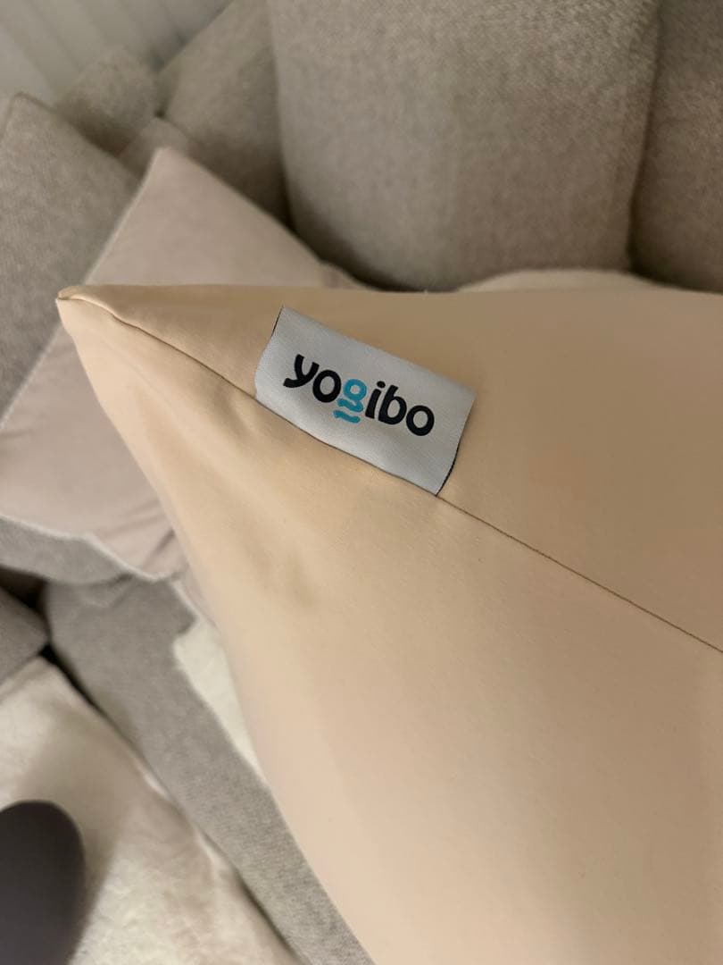Yogibo ピラミッド クリームホワイト