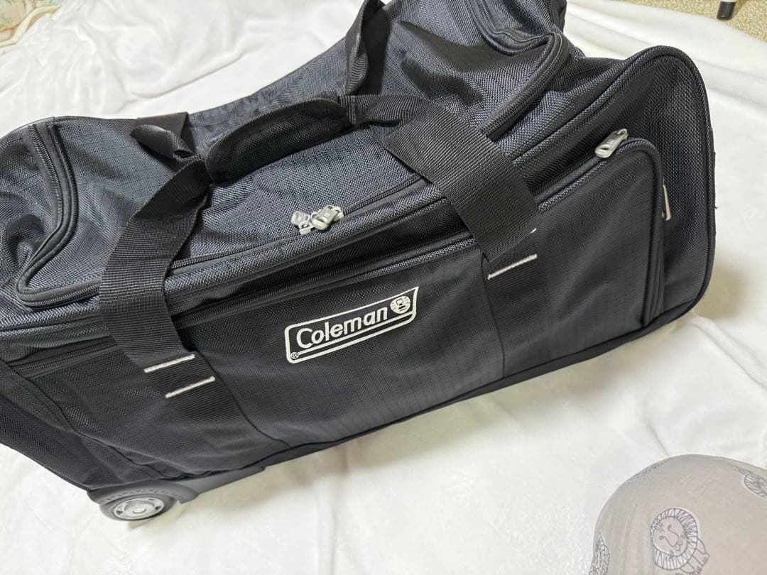 コールマンキャスター付きボストンバック　70Ｌ