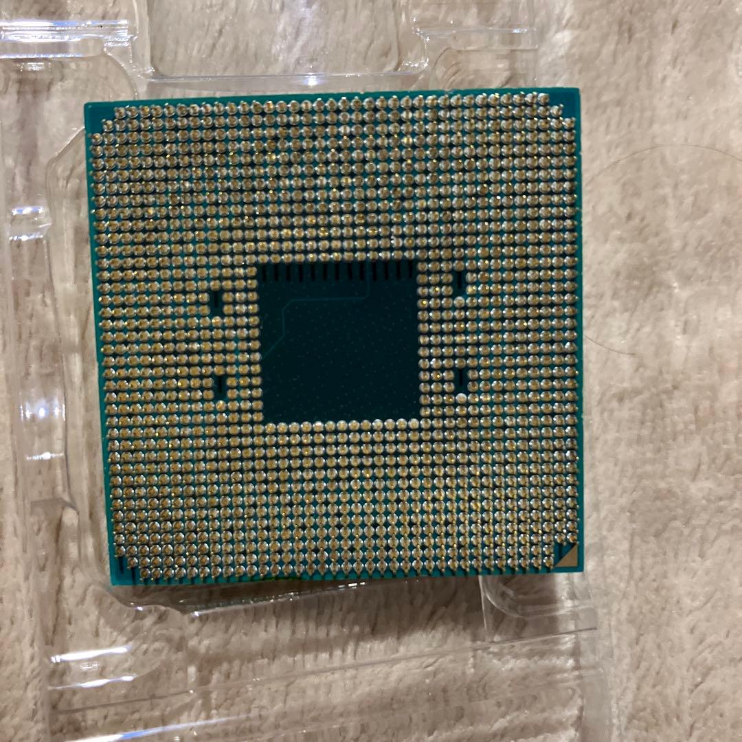 ジャンク品　AMD Ryzen 7 5700X3D CPU 本体