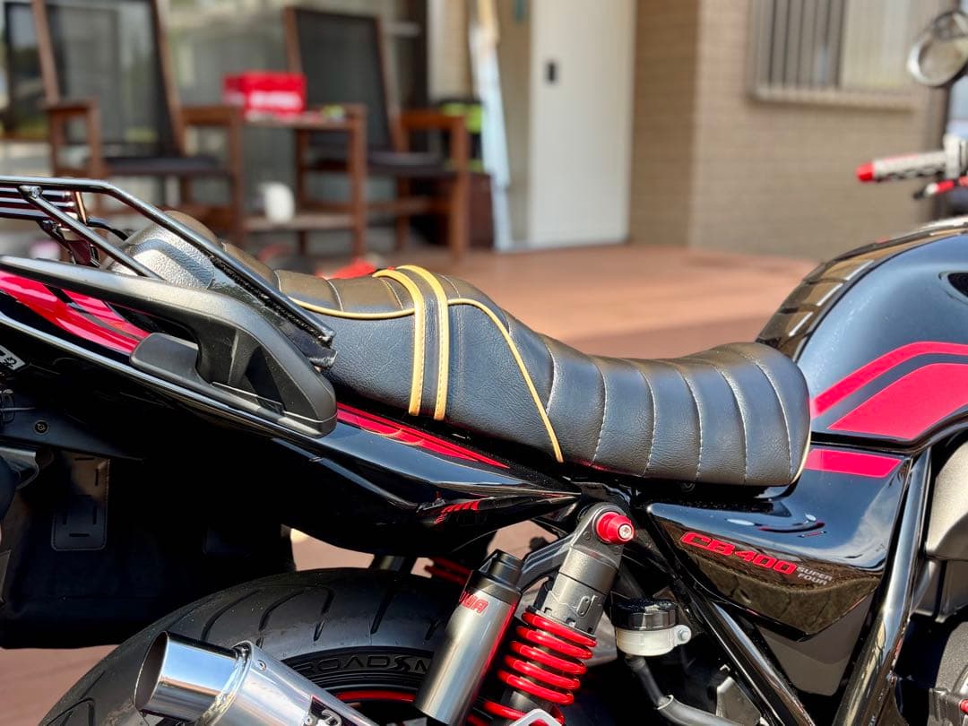 ビンテージレザー金パイピングタックロールシートCB400SF NC39 NC42