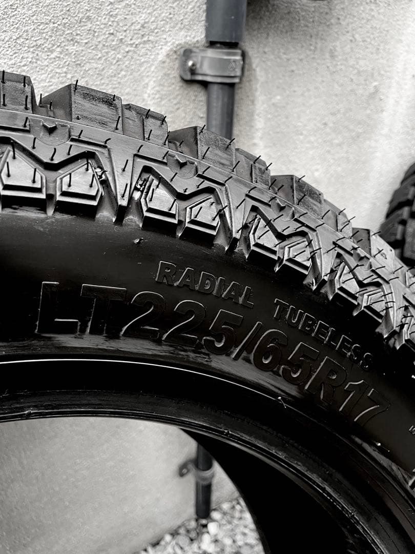 9分山 4本セット225/65R17 MUD ホワイトレター RAV4