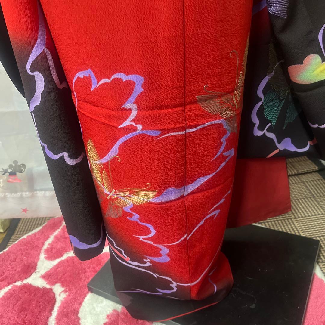 赤 蝶模様 振袖